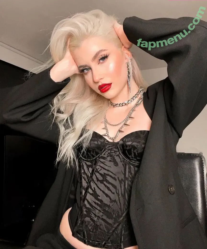 Abby Roberts nude photo #0040 (AbbyArtistry / abbyroberts)