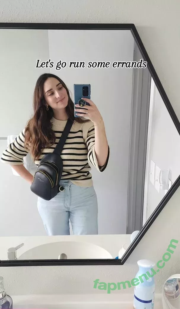 Abby Shapiro nude photo #0010 (classicallyabby)