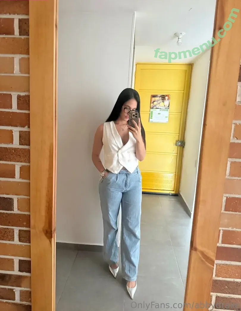 abbydrake nude photo #0081 (abby1drake)