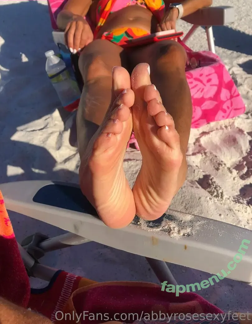 abbyrosesexyfeet nude photo #0037 (abbyrosesexyfeet)