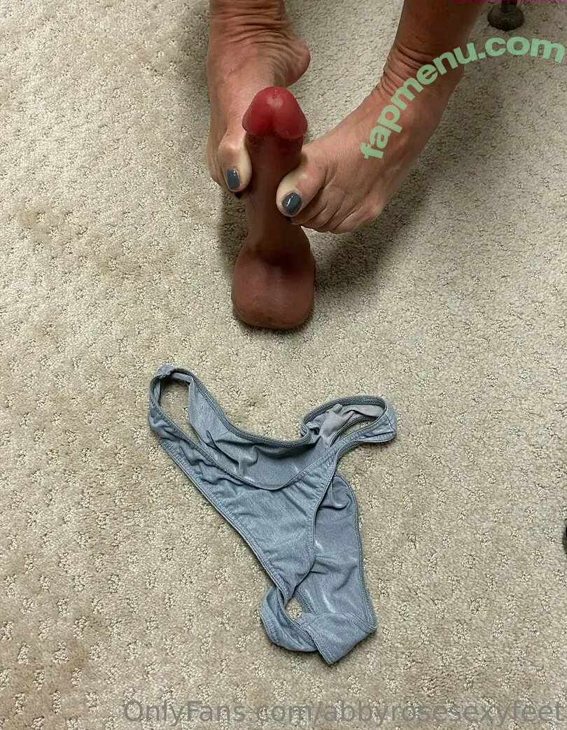abbyrosesexyfeet nude photo #0046 (abbyrosesexyfeet)