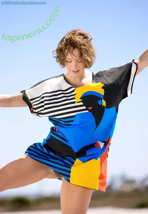 Abbywinters / abbywinters.official / abiadultpics nude photo #3203