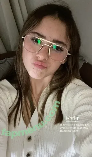 abejitaaa_0 / abejitaaaa / abejitaaaa0 nude photo #0058