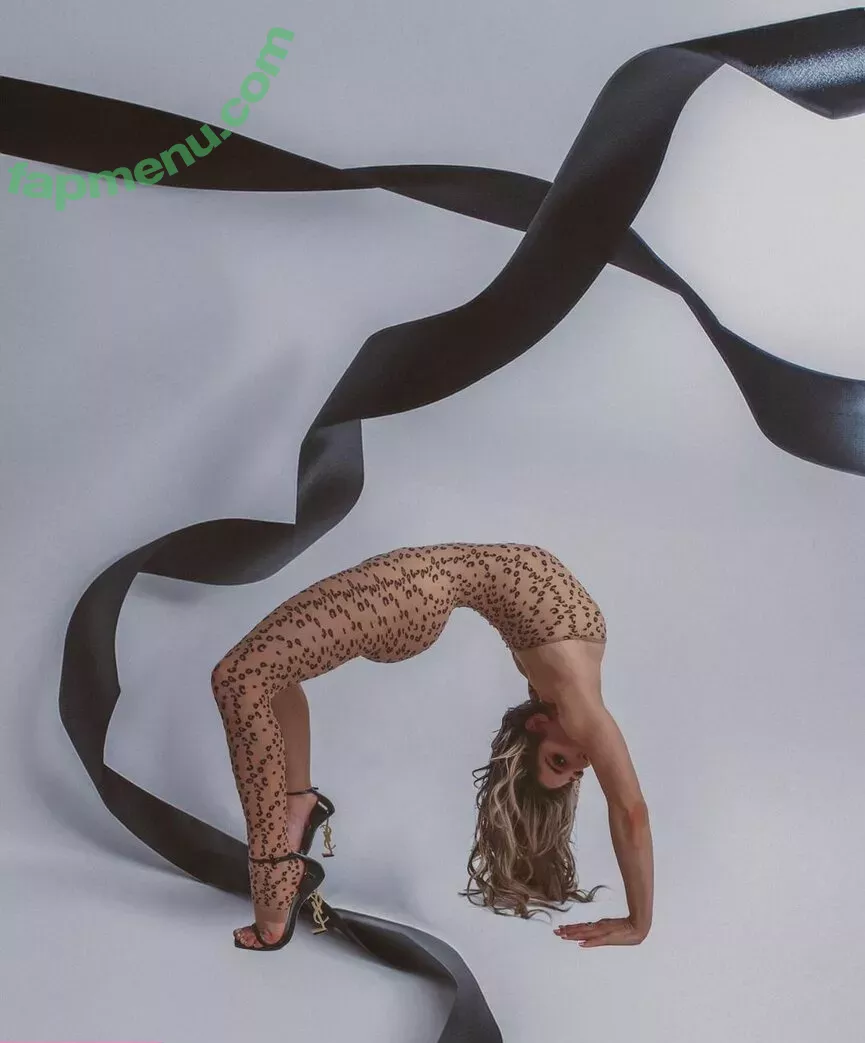 Abella Danger nude photo #2311 (abella_danger / abelladanger / dangershewrote)