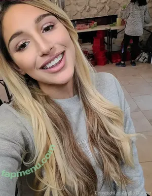 abelladanger / dangershewrote nude photo #0003