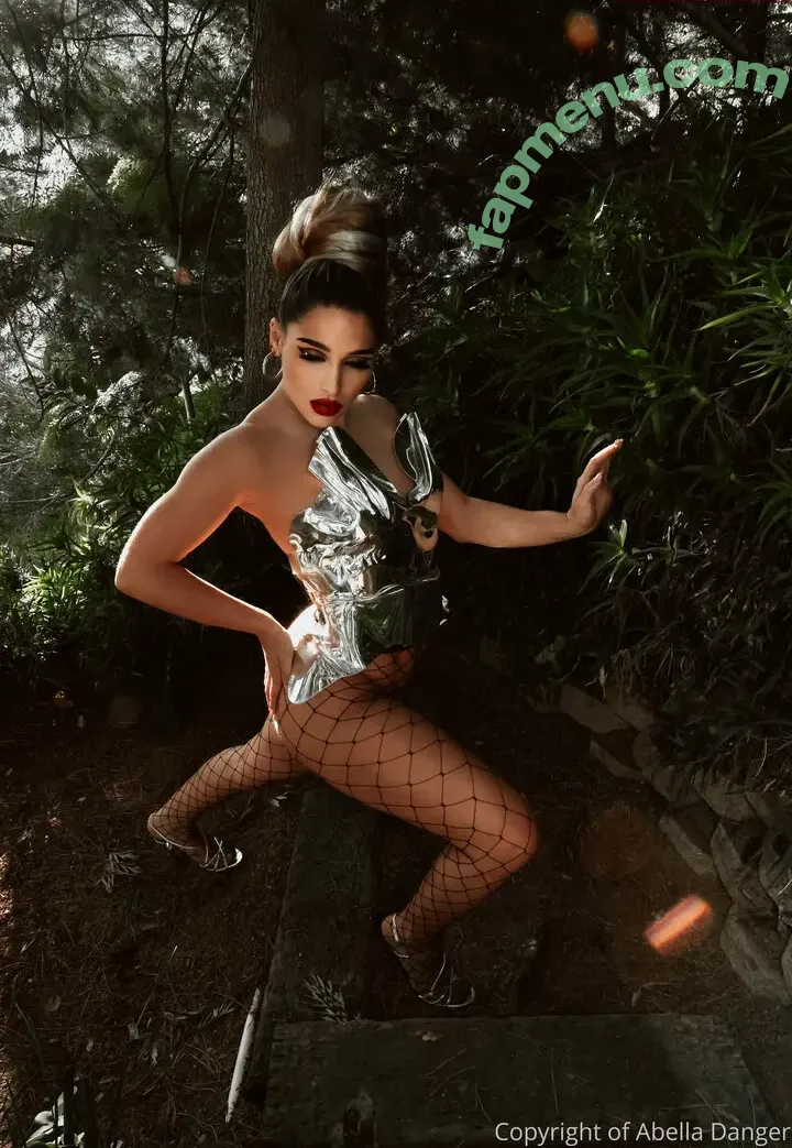 abelladanger nude photo #0034 (dangershewrote)