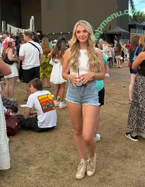 Abi Coombes Farmer / abi.coombes / abixonlyfans nude photo #0010