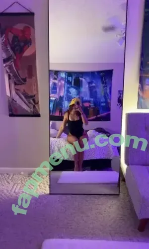 abi.goodgains / Abi Goodwin / goodkarma18 nude photo #0024