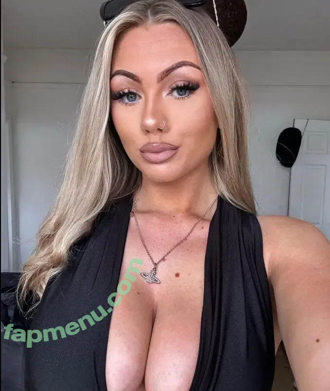 Abi Greasley nude photo #0025 (abi.greasley / abibamfordxx / abigreasley)