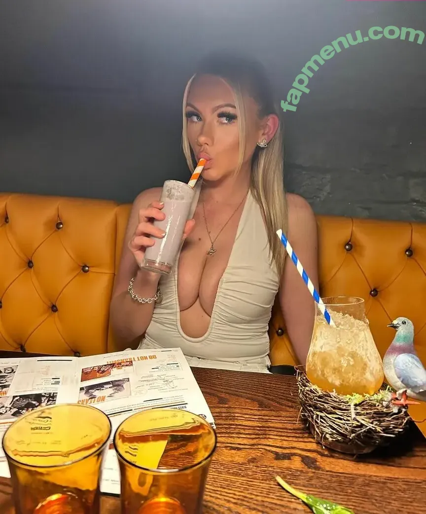 Abi Greasley nude photo #0033 (abi.greasley / abibamfordxx / abigreasley)