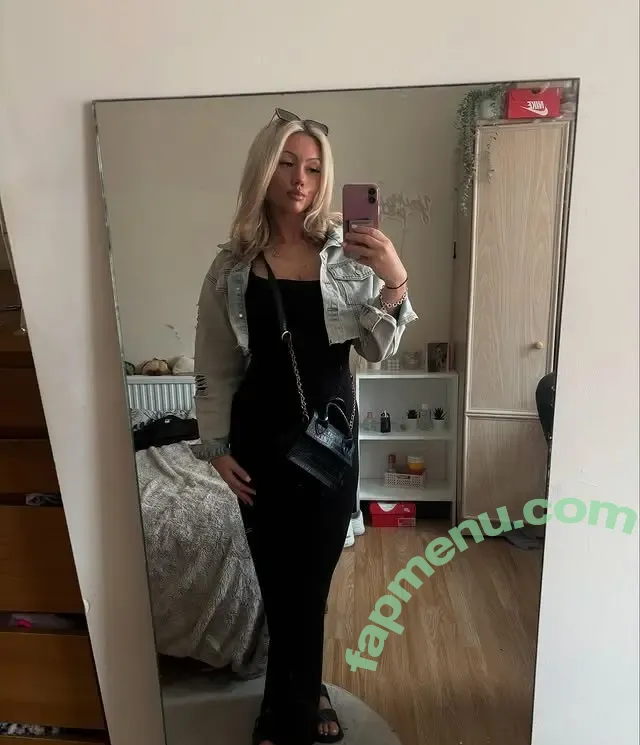 Abi Greasley nude photo #0278 (abi.greasley / abibamfordxx / abigreasley)