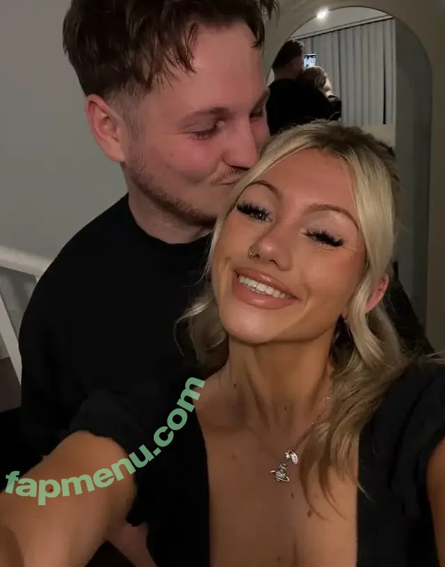 Abi Greasley nude photo #0312 (abi.greasley / abibamfordxx / abigreasley)