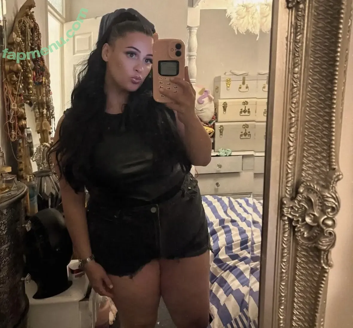 Abi96 nude photo #0022 (abi96_x_)