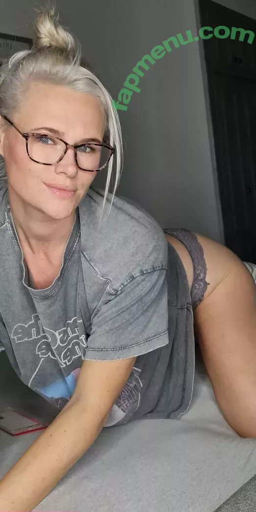 abifox12 nude photo #0001 (fox.abi12)