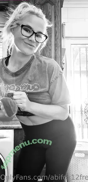 abifox12xxx / abi_fox12 nude photo #0044