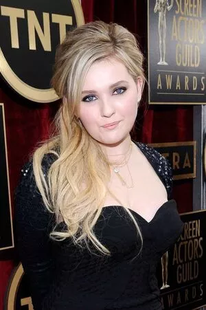 Abigail Breslin / abbienormal9 / yoabbaabba nude photo #0018