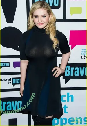 Abigail Breslin / abbienormal9 / yoabbaabba nude photo #0064