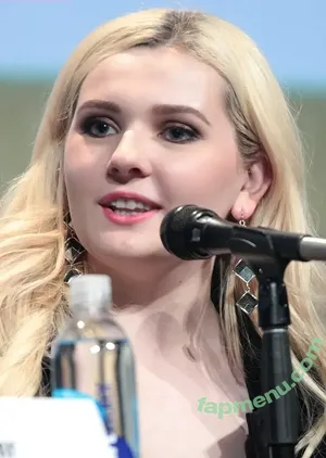 Abigail Breslin / abbienormal9 / yoabbaabba nude photo #0066