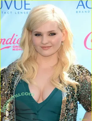 Abigail Breslin / abbienormal9 / yoabbaabba nude photo #0071