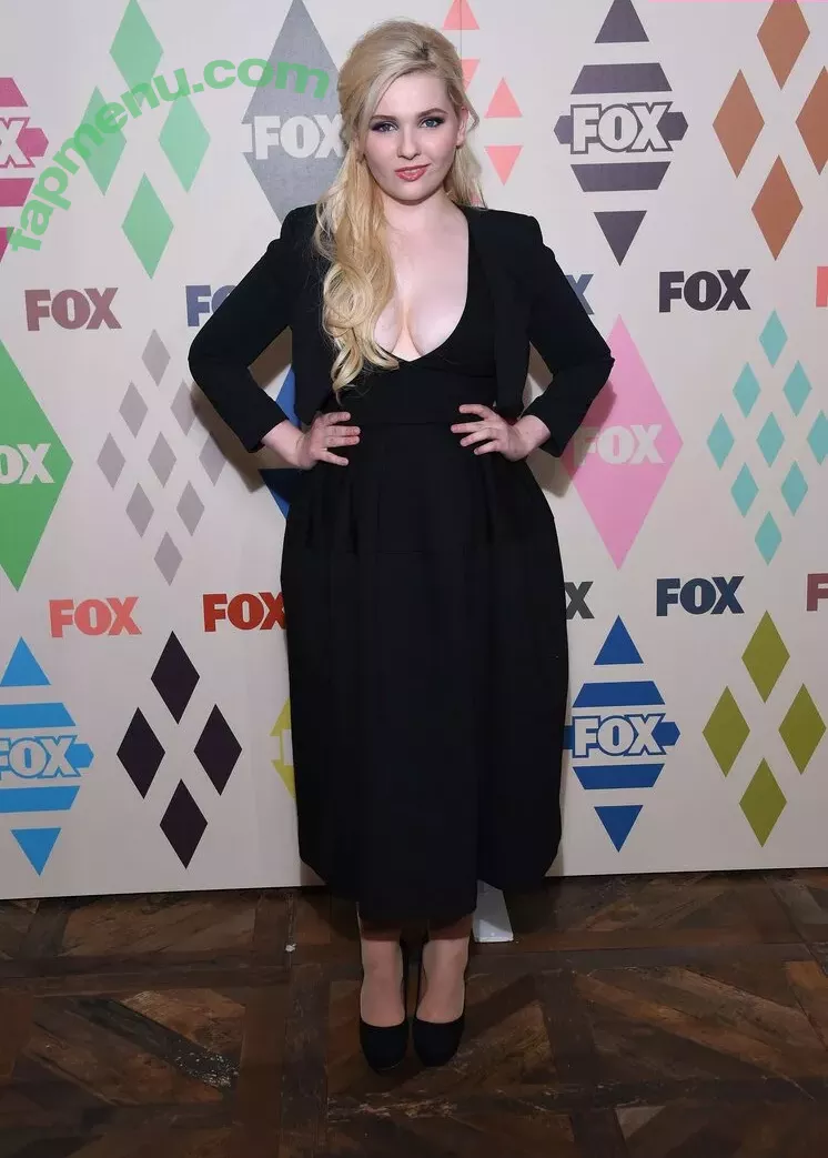 Abigail Breslin nude photo #0012 (abbienormal9 / yoabbaabba)