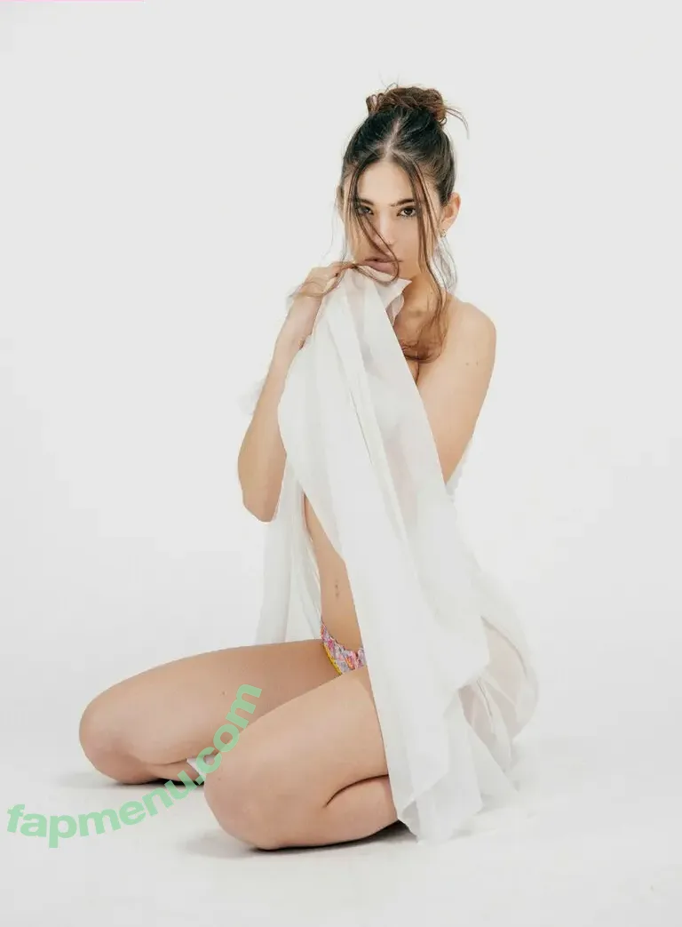 Abigail Canelle nude photo #0022 (Abi / abigailcanelle)