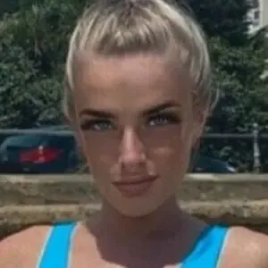 Abigail Holder / abigailholder0 / abigailholder__ / abigailholderrr nude photo #0039