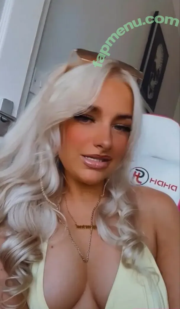 Abigail Holder nude photo #0011 (abigailholder0 / abigailholder__ / abigailholderrr)