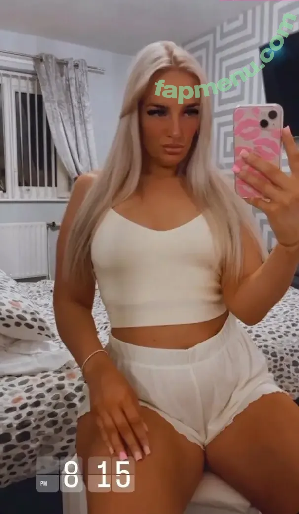 Abigail Holder nude photo #0016 (abigailholder0 / abigailholder__ / abigailholderrr)