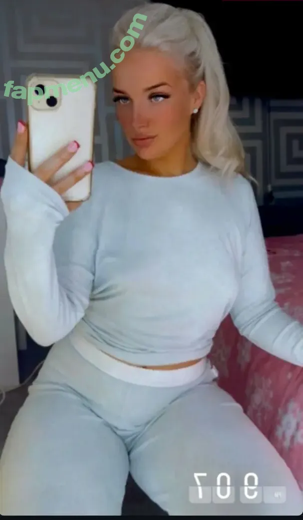 Abigail Holder nude photo #0048 (abigailholder0 / abigailholder__ / abigailholderrr)