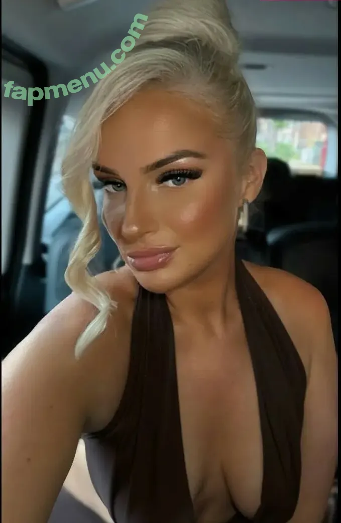 Abigail Holder nude photo #0062 (abigailholder0 / abigailholder__ / abigailholderrr)