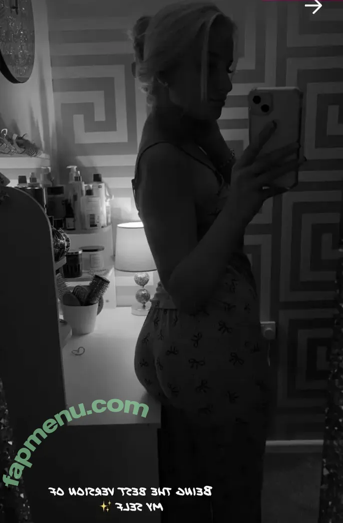 Abigail Holder nude photo #0085 (abigailholder0 / abigailholder__ / abigailholderrr)