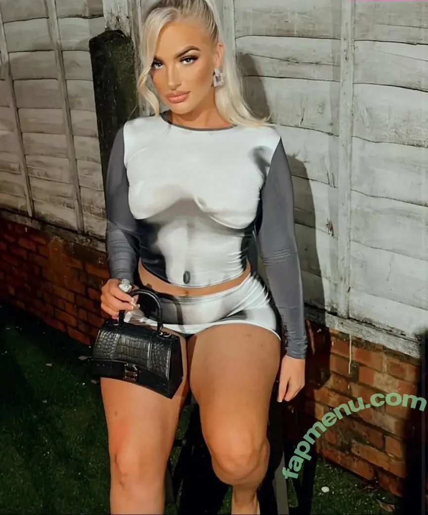 Abigail Holder nude photo #0089 (abigailholder0 / abigailholder__ / abigailholderrr)