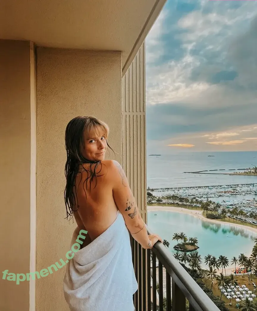 Abigail Martin nude photo #0016 (abigailhmartin / abigailmartin)