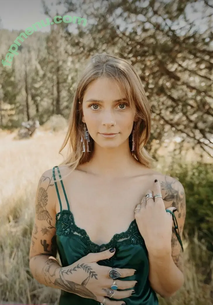 Abigail Martin nude photo #0286 (abigailhmartin / abigailmartin)