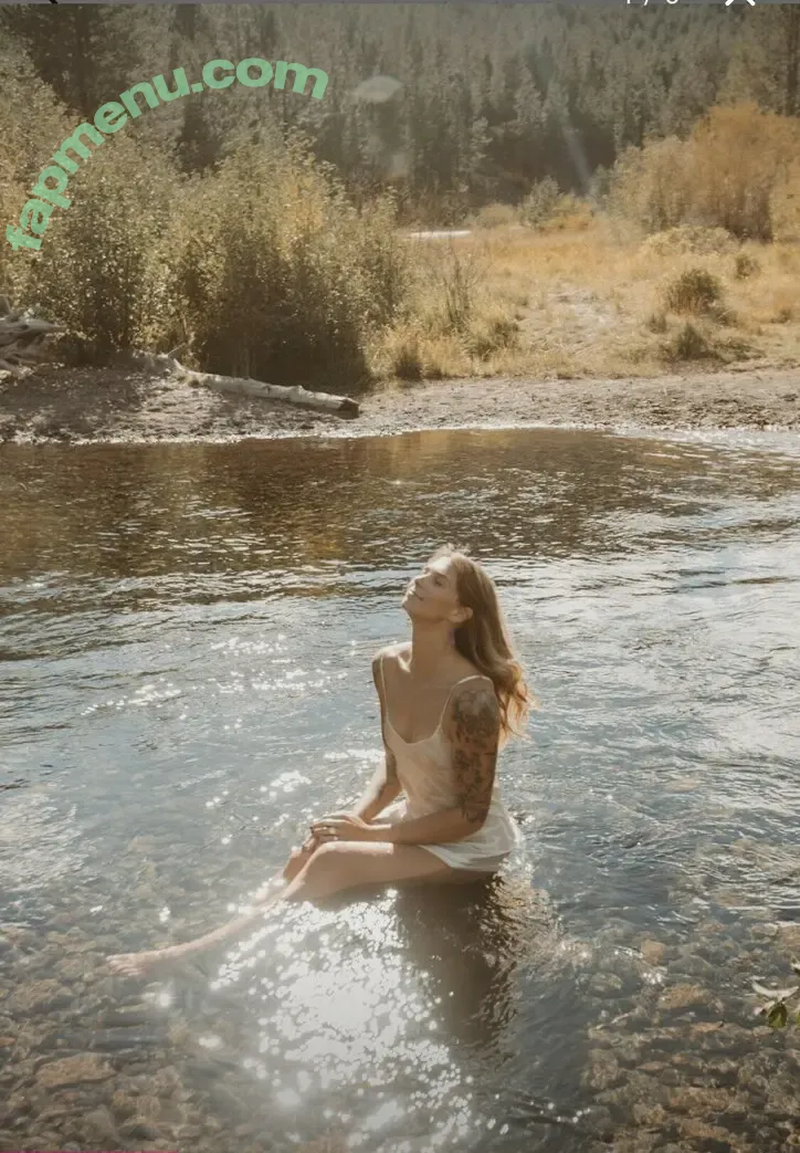 Abigail Martin nude photo #0304 (abigailhmartin / abigailmartin)