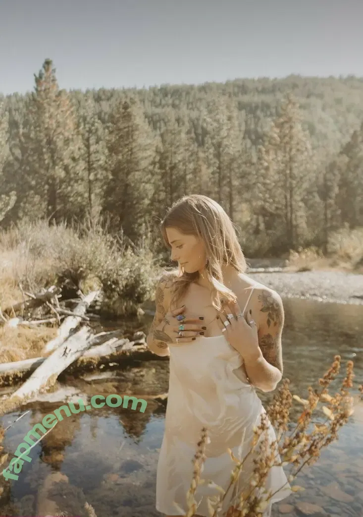 Abigail Martin nude photo #0305 (abigailhmartin / abigailmartin)