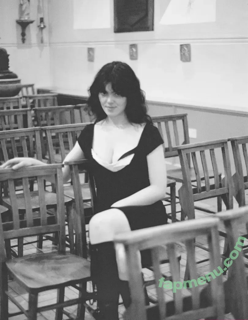 Abigail Morris nude photo #0007 (The Last Dinner Party / abigaiil.morris / abigaiilmorrisfree)