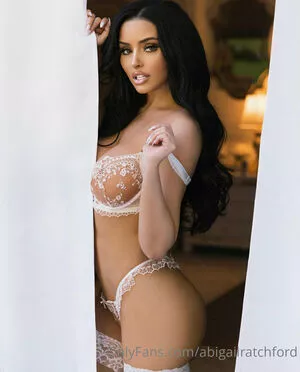 Abigail Ratchford / abigailratchford nude photo #0003