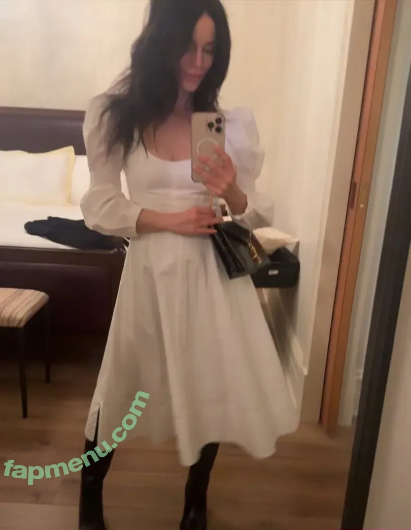 Abigail Spencer nude photo #0350 (abigailspencer)