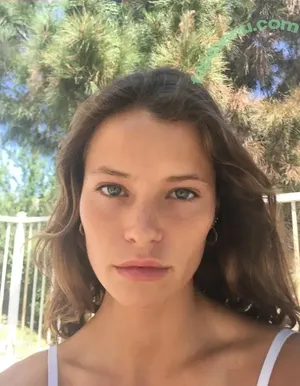  nude photo #0001