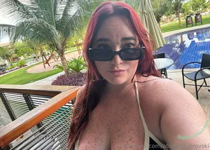 abigaildubrovski / abigailduhon nude photo #0007