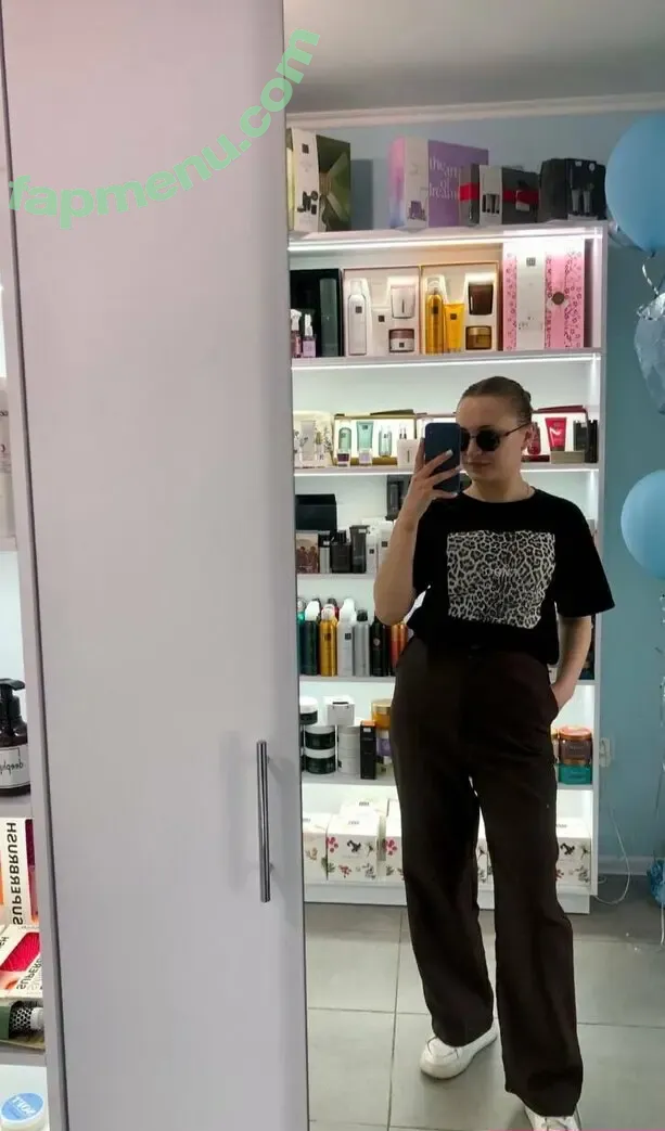 abigailfrost nude photo #0005 (abbyclarefaust)