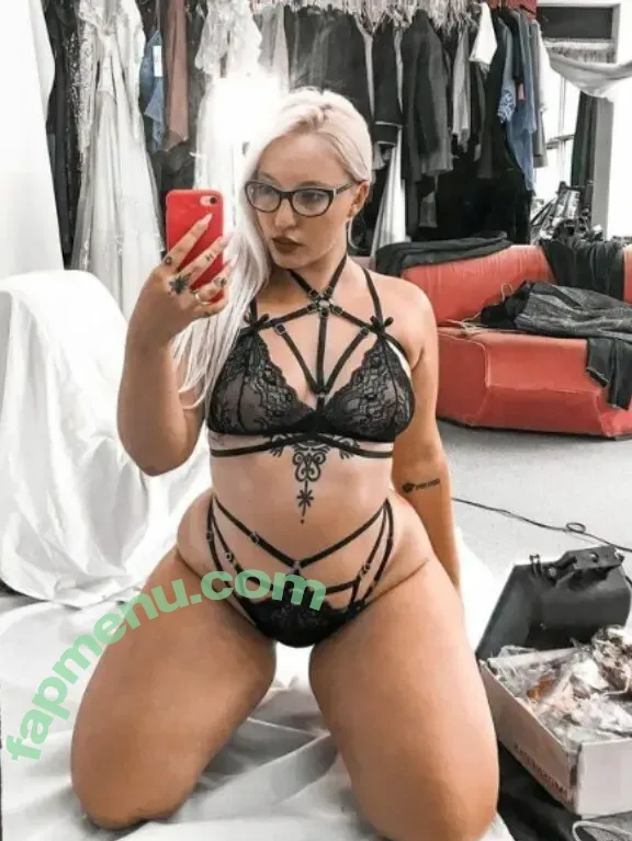 abigailnerea5 nude photo #0010 (abigail.nerea5)