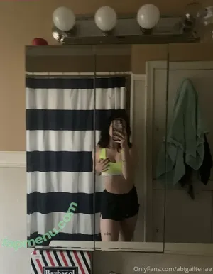 abigailtenae / plastcbugs nude photo #0008