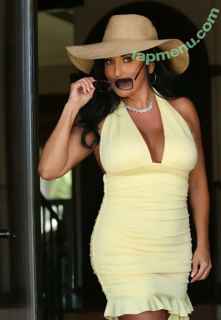 abijames nude photo #0010 (abijames3x)