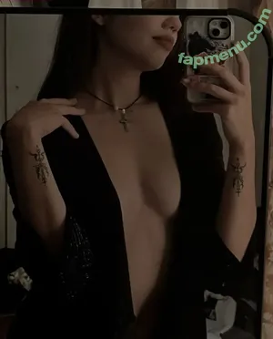 Abisicari / Abisicarii nude photo #0032