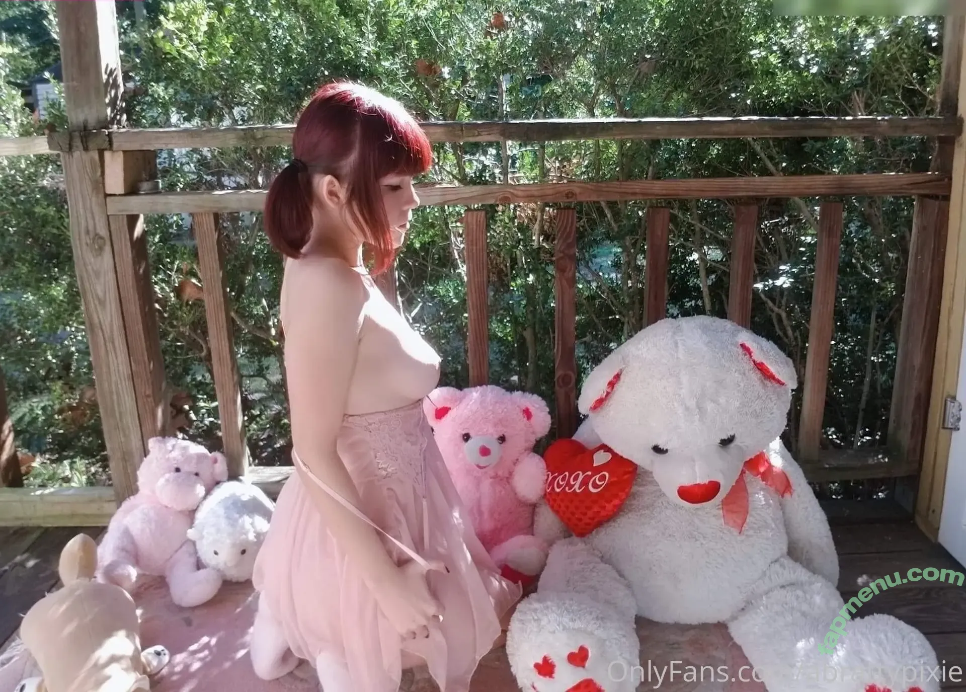 abrattypixie nude photo #0216 (abrattypixie)