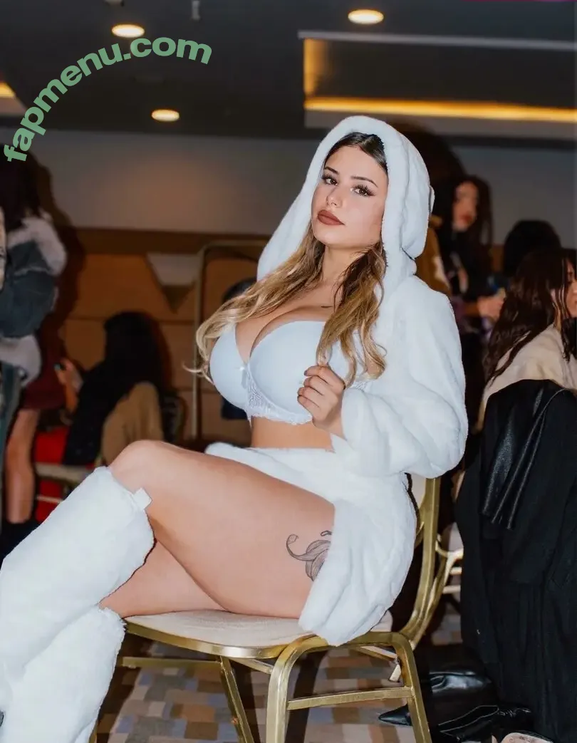 Abril Perez nude photo #0039 (0abriilperez / 0abrilperez)