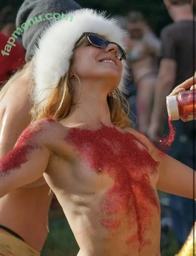 Abs Lady Philadelphia World Naked Bike Ride nude photo #0021 (philly_naked_bike_ride)