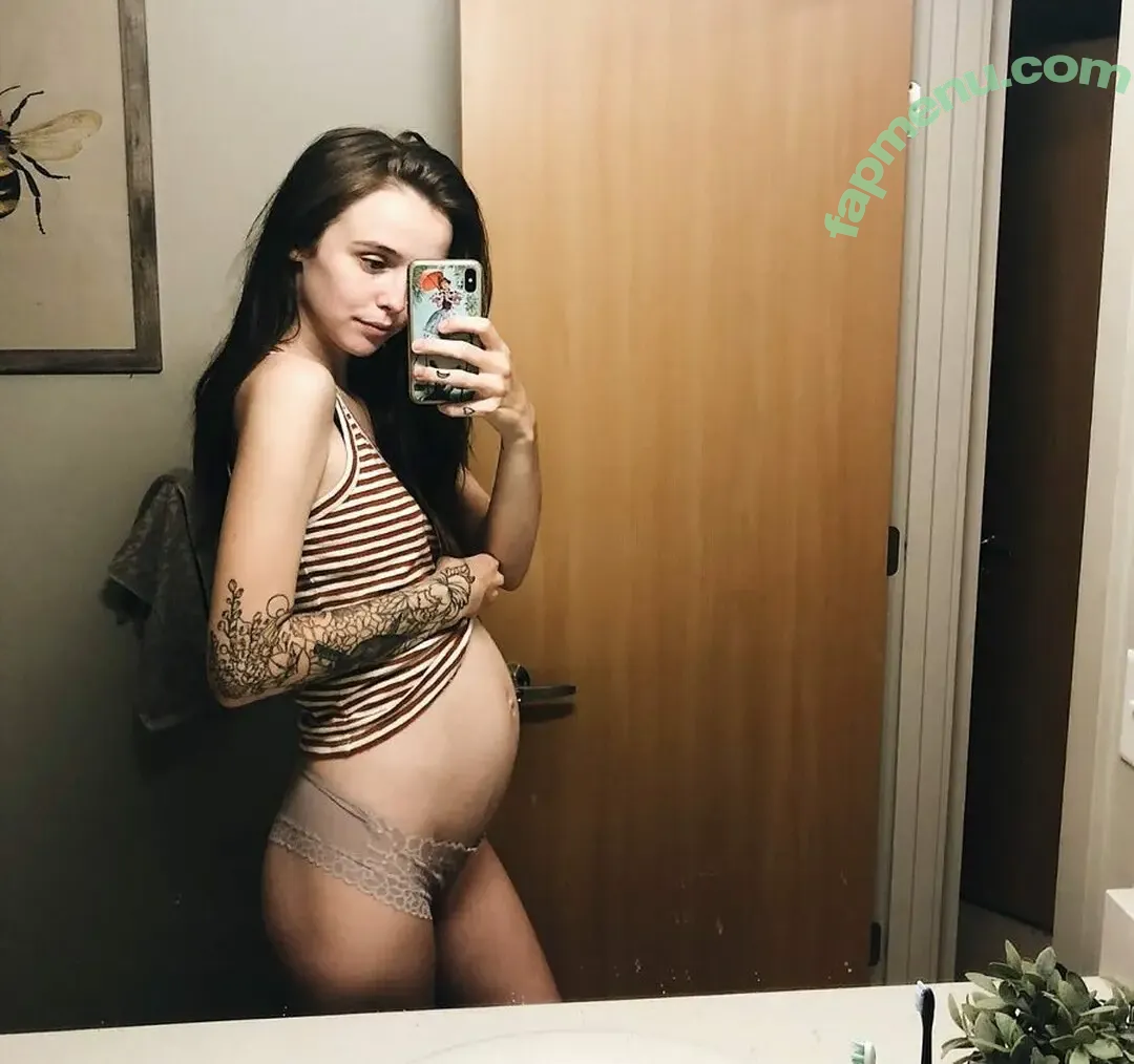 Acacia Kersey nude photo #0209 (acaciacutey / acaciakersey / acacxa / caciakersey)